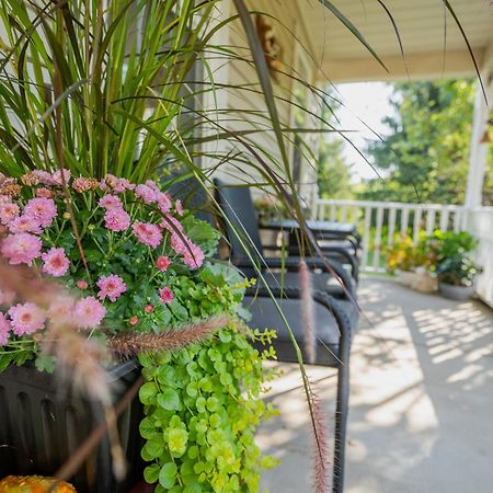 Old Town Country Landing Bed and Breakfast Niagara-on-the-Lake Exteriör bild