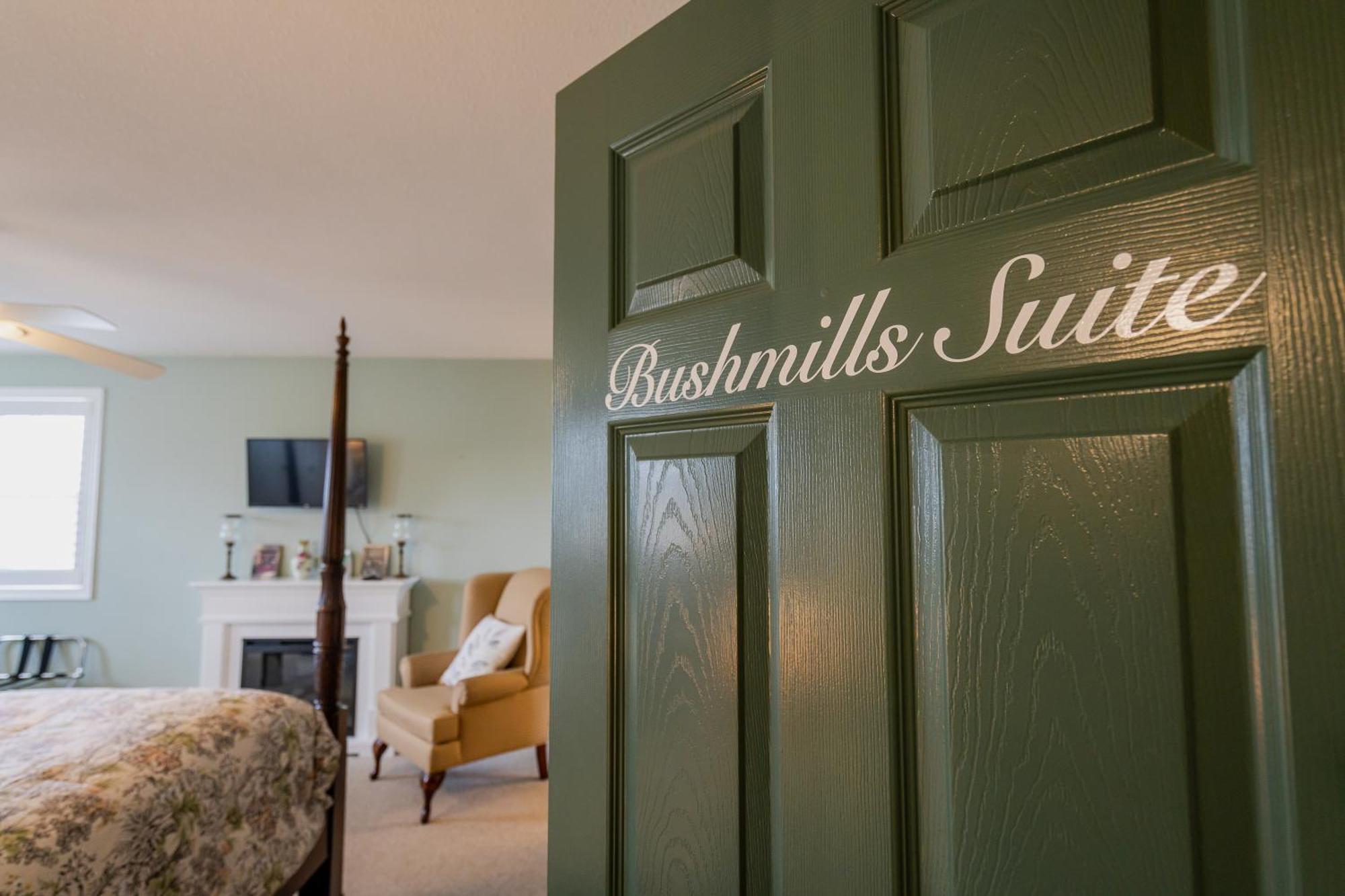 Old Town Country Landing Bed and Breakfast Niagara-on-the-Lake Exteriör bild