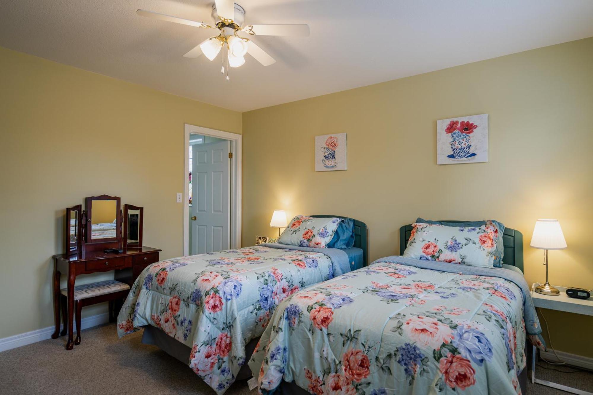 Old Town Country Landing Bed and Breakfast Niagara-on-the-Lake Exteriör bild