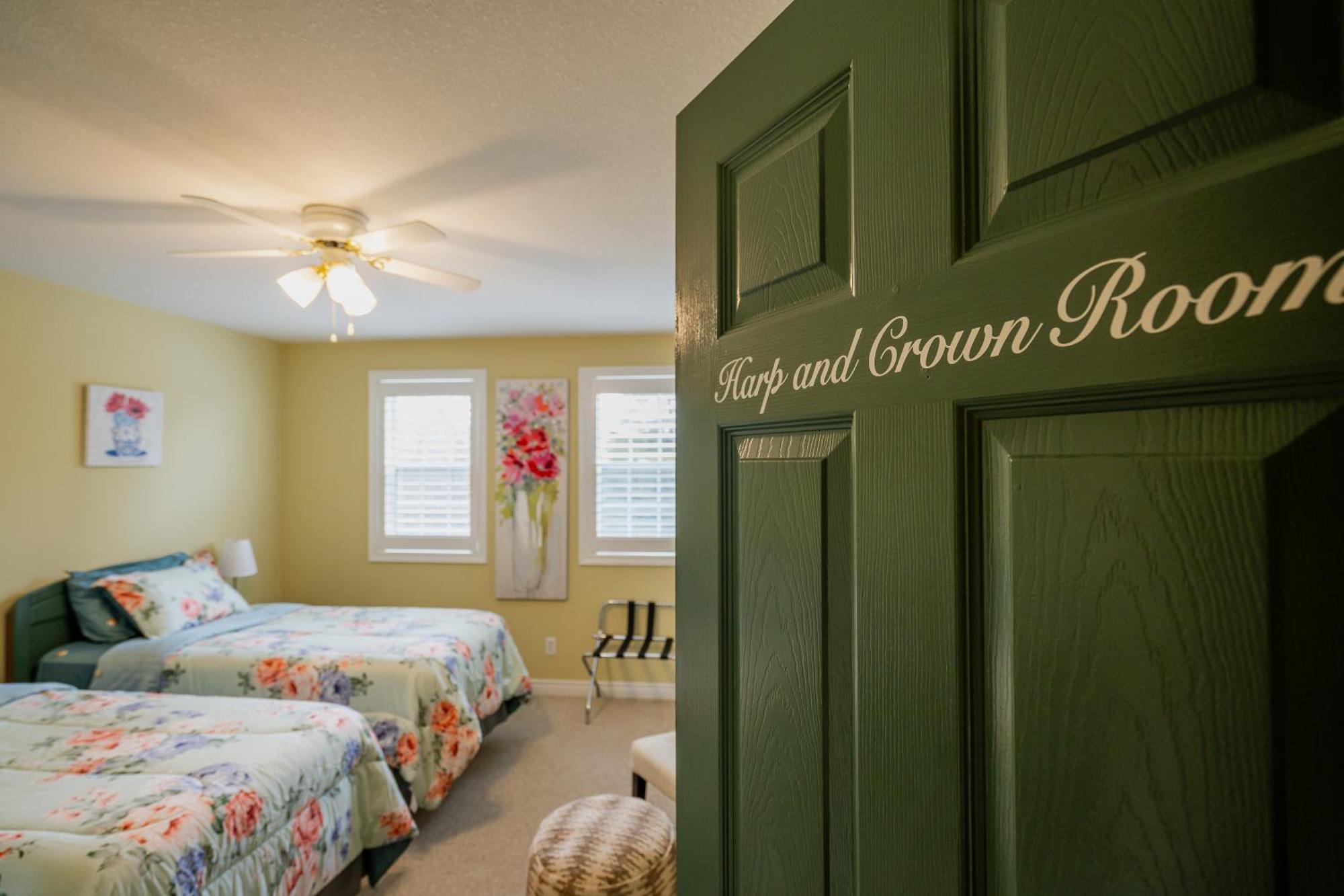 Old Town Country Landing Bed and Breakfast Niagara-on-the-Lake Exteriör bild