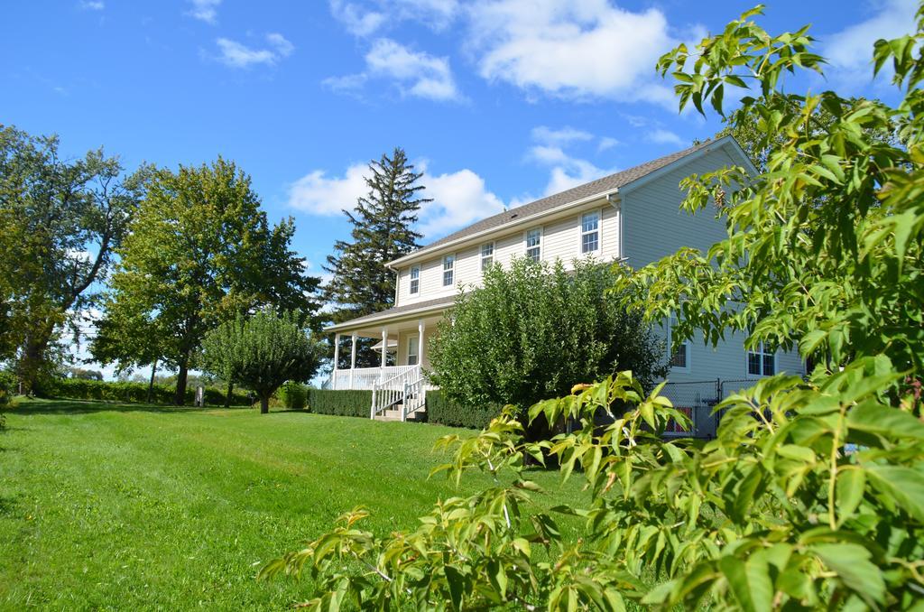 Old Town Country Landing Bed and Breakfast Niagara-on-the-Lake Exteriör bild