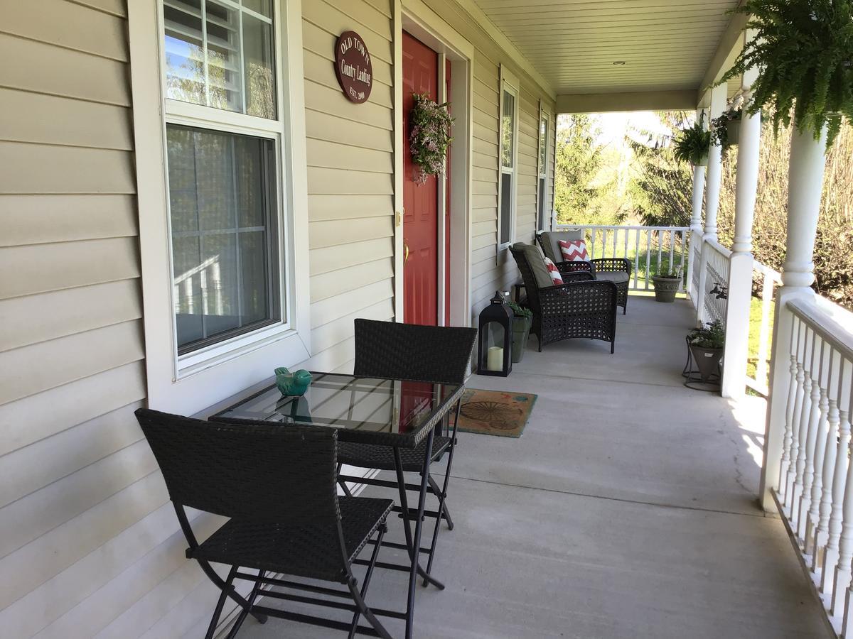 Old Town Country Landing Bed and Breakfast Niagara-on-the-Lake Exteriör bild